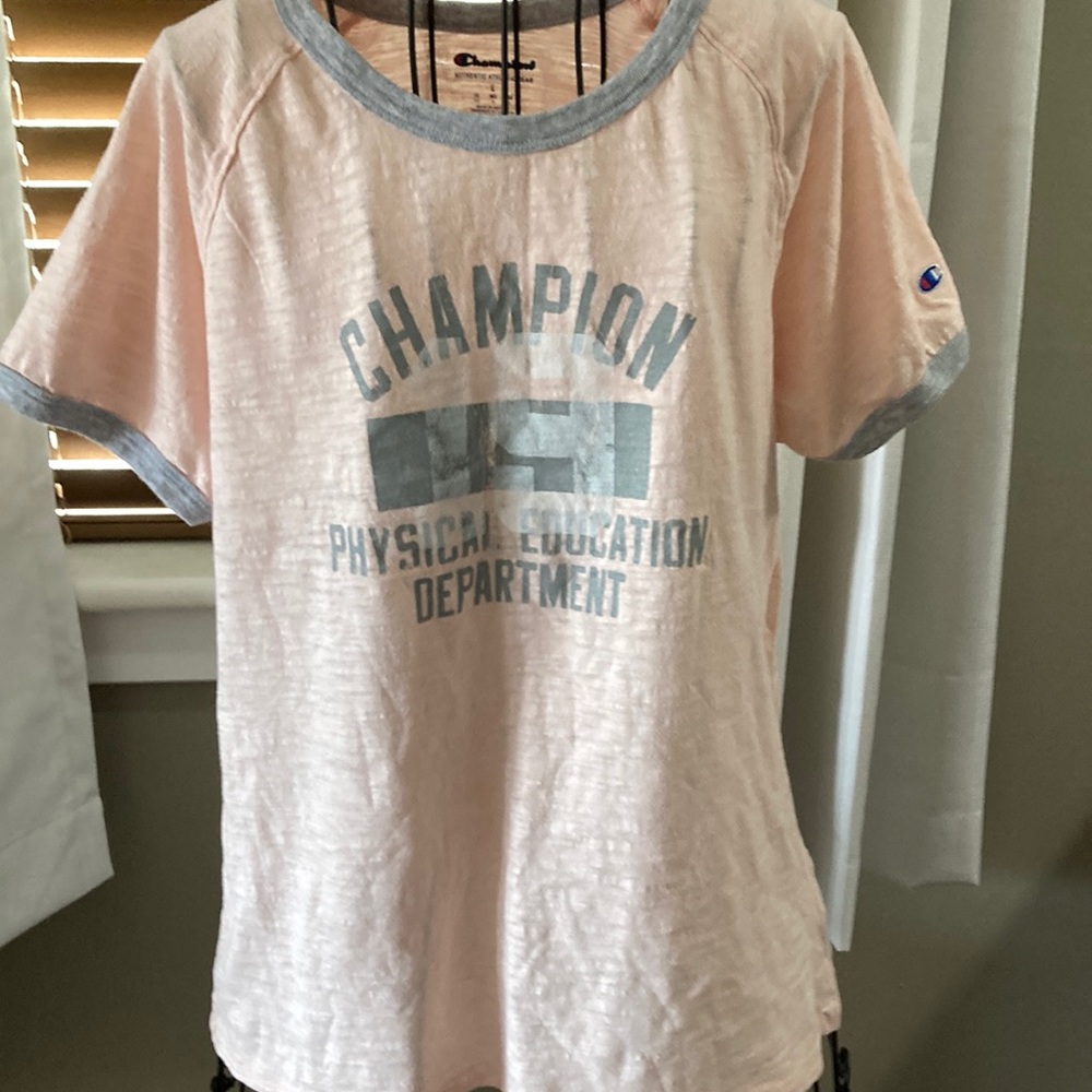 Champion light peach tee shirt